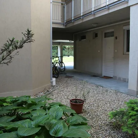 Apartment With Swing *